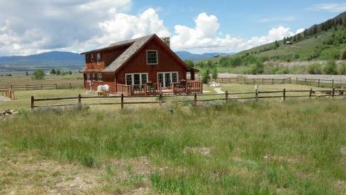 Montana Spirit Guest Lodge