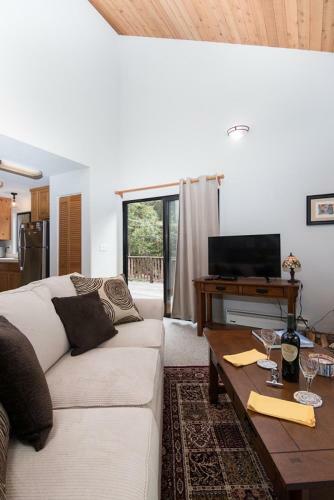 Casita Hideaway Home