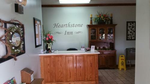 Motel Hearthstone Inn