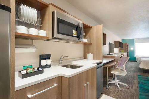 Hotel Home2 Suites By Hilton Bismarck