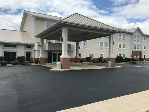 Hotel Randolph Inn And Suites