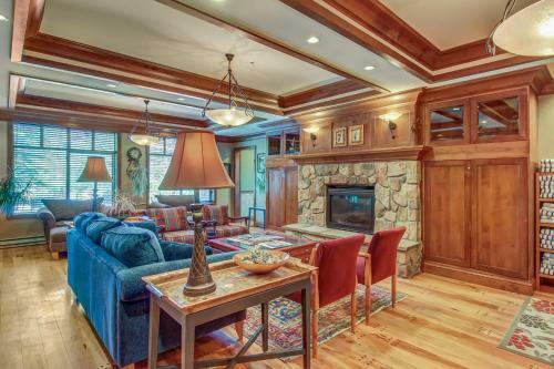 Powderhorn Lodge 102: Sego Lily Suite