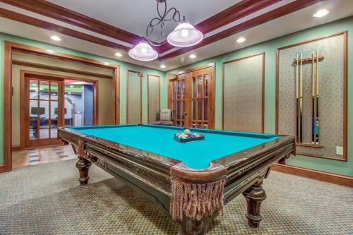 Powderhorn Lodge 102: Sego Lily Suite