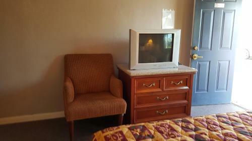 Pacific Motel