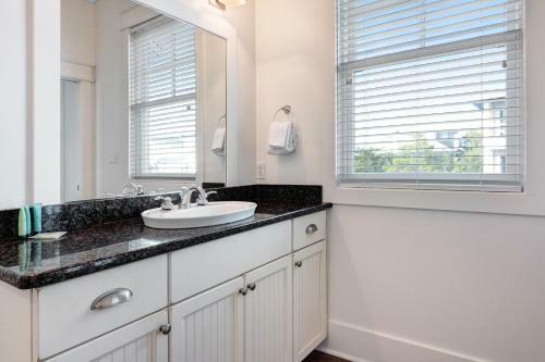 Seagrove Beach "golden Boy" 68 Chelsea Loop (House)