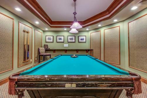 Eagle Springs West 403: Blackbird Suite