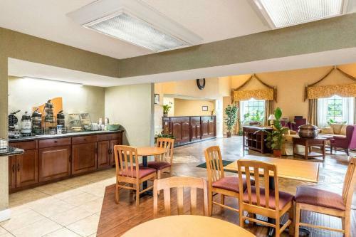 Hotel Econo Lodge Ripley