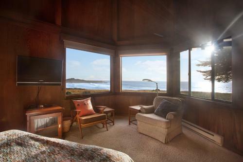 Curtis-moulton Retreat