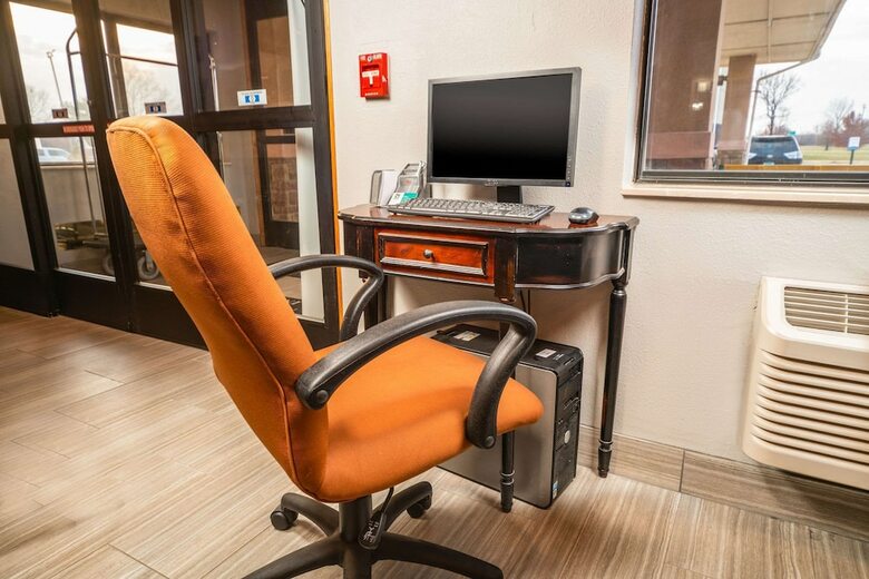 Hotel Quality Inn & Suites