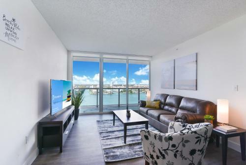 Aparthotel Yacht Club Modern Luxury Apartments
