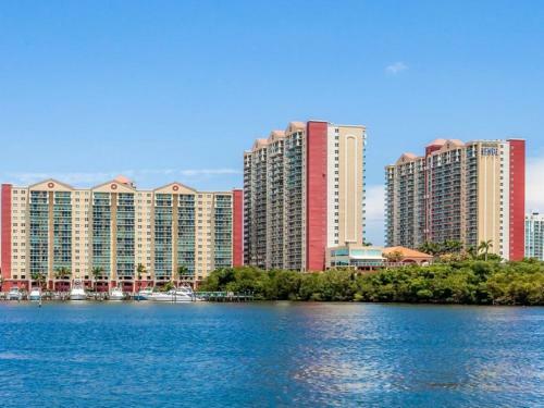 Aparthotel Yacht Club Modern Luxury Apartments