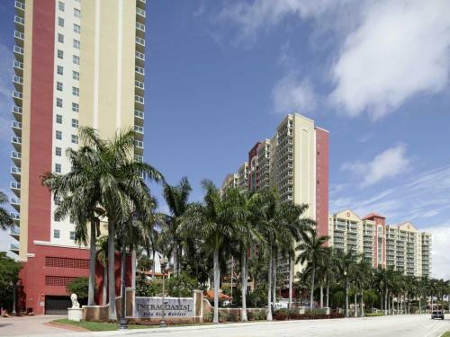 Aparthotel Yacht Club Modern Luxury Apartments