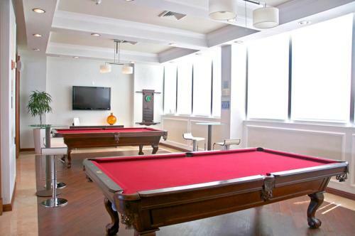 Aparthotel Yacht Club Modern Luxury Apartments