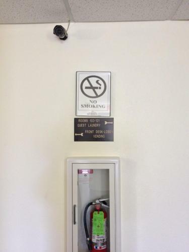 Hotel Americas Best Value Inn & Suites-spring Valley