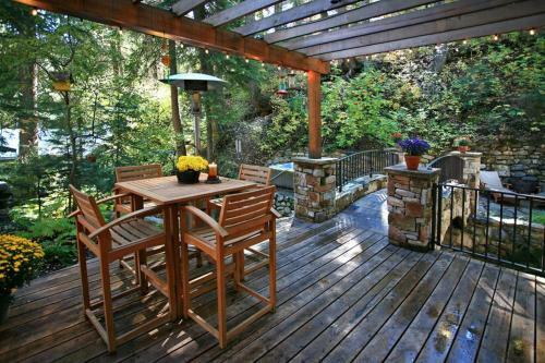 Storybook Stone Cottage Cabin
