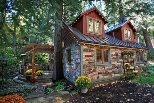 Storybook Stone Cottage Cabin