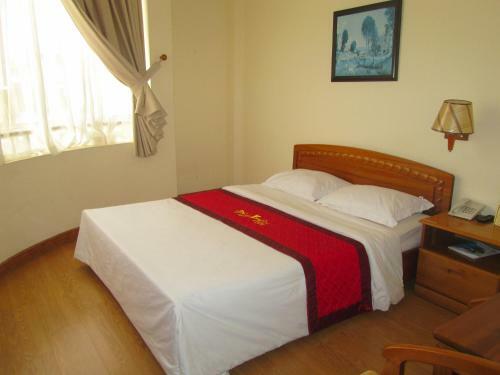 Hotel C?m Kh�ch S?n ?�ng Xuy�n