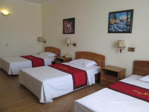 Hotel C?m Kh�ch S?n ?�ng Xuy�n