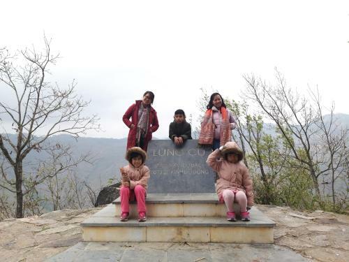 Sister's Homestay And Bar