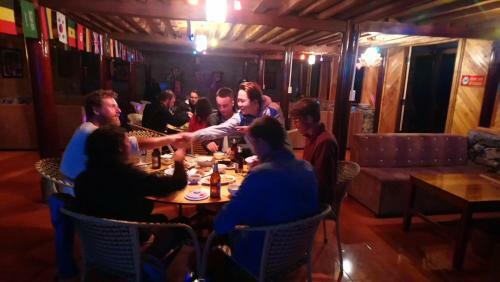 Sister's Homestay And Bar