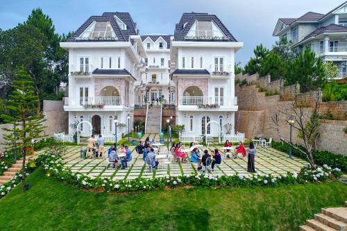 Hotel Dalat de Charme Village