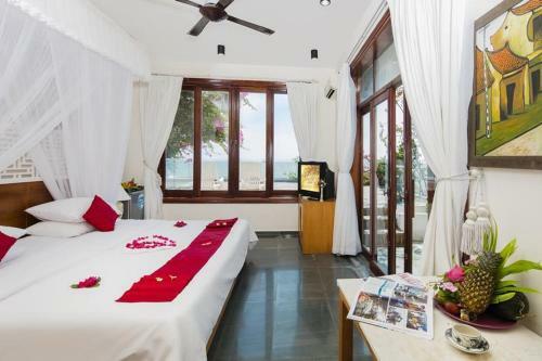 Hotel Rock Water Bay