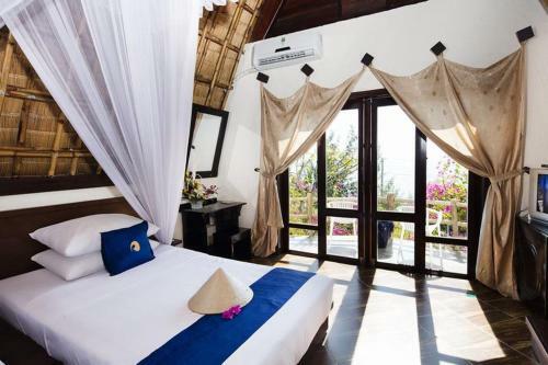 Hotel Rock Water Bay