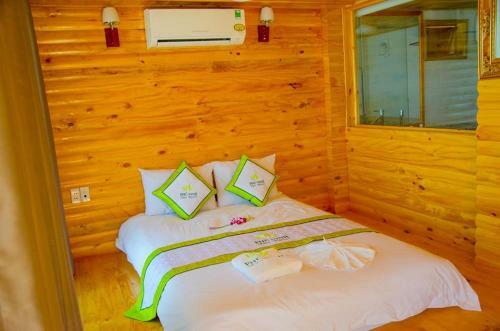 Hotel Phu Ninh Lake Resort