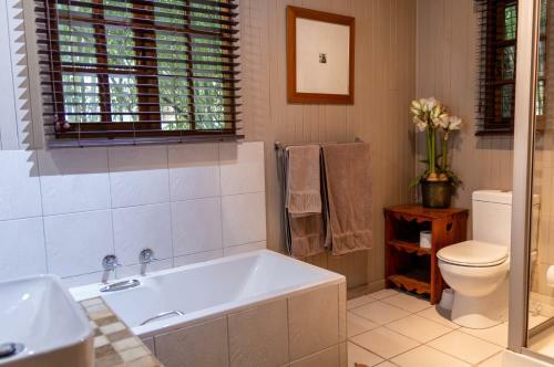 Hostal Ducks Country House