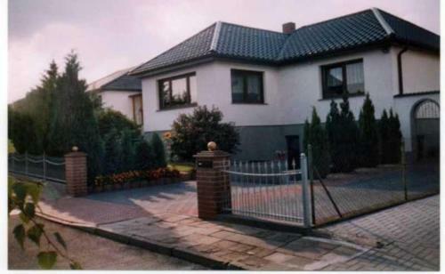 Apartamento Am Stadtwald Ferienwohnung
