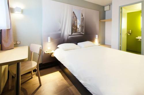 Hotel B&B H�tel Chartres Le Forum