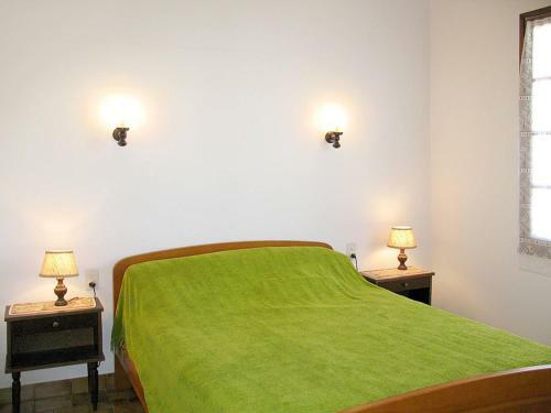 Holiday Home La Grande Pi�ce (Ido135)