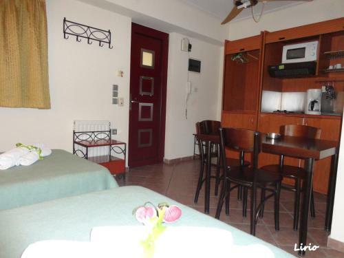 Hostal ??????? ??????/lirio Guest House