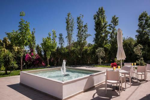 Villa Almyros