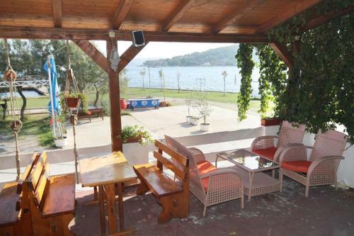 Apartments By The Sea Mrljane, Pasman - 319