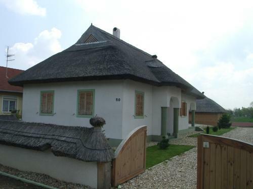 Hostal Cs�nye Vend�gh�z