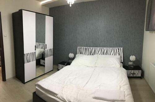 Bed & Breakfast Krist�ly Apartmanok