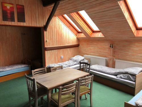 Hostal Miksz�th Vend�gh�z
