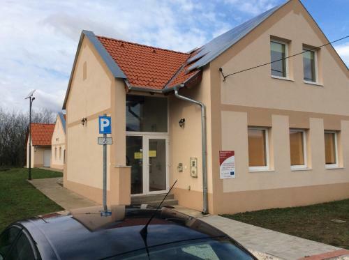 Hostal Nagyhars�nyi Vend�gh�z