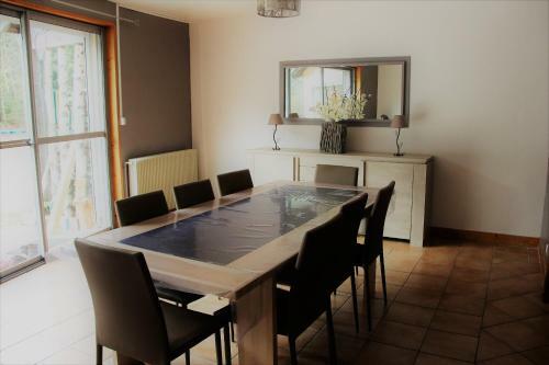 Bed & Breakfast G�te D'�tape Et Table D'h�tes Les Airelles