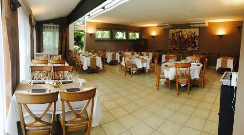 Hotel Relais de La Voie Sacr�e