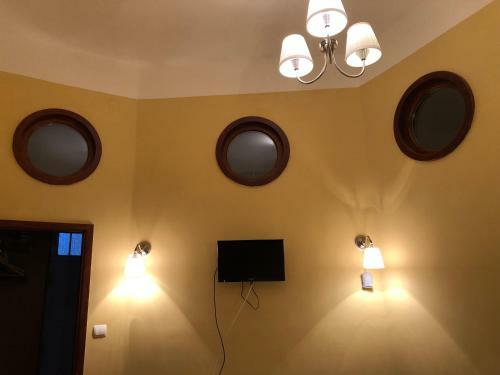 Chester Gozsdu Apartment