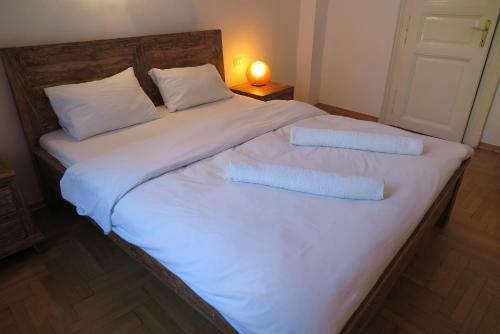 Hostal J� Itt Pesten
