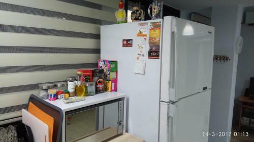 Hostal Like Home, Gedera-room-bnb
