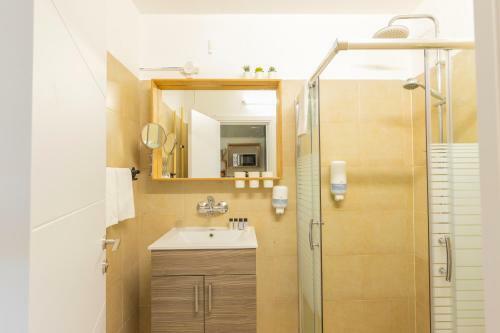 Lodge Gvulot - Kibbutz Experience