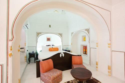 Hotel Bara Bungalow Kalwar, Jaipur - A Rosakue Collection
