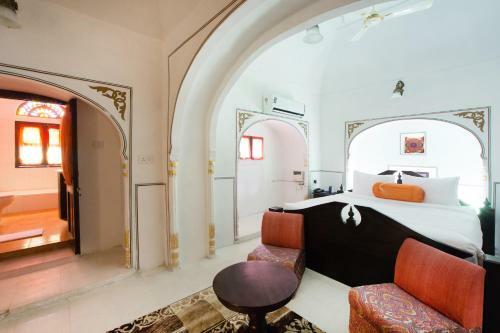 Hotel Bara Bungalow Kalwar, Jaipur - A Rosakue Collection