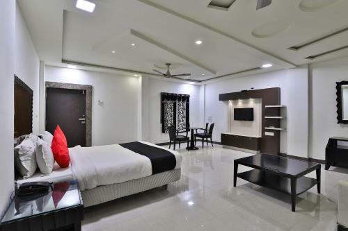 Capital O 38140 Hotel Sukun
