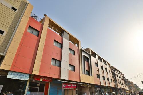 Capital O 38140 Hotel Sukun