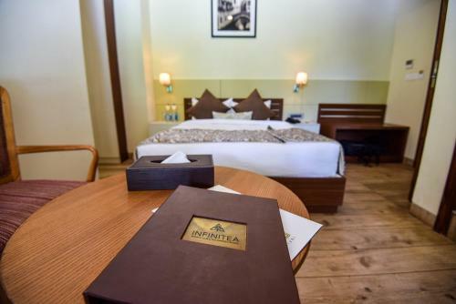 Hotel Infinitea Tea Garden Resort